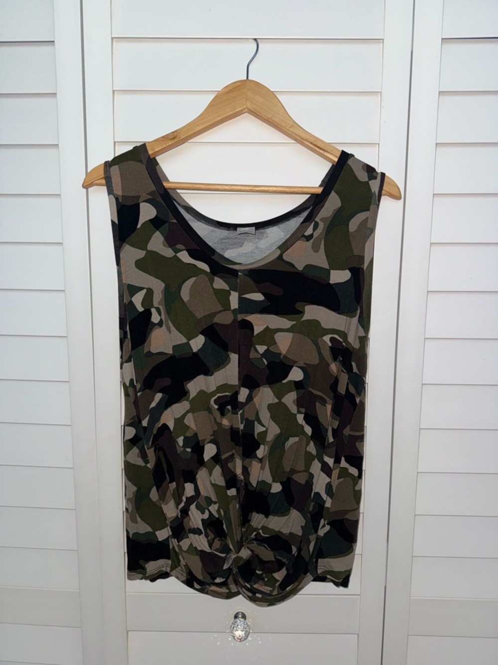 VENUS Green Camo Twist-Front Tank Top